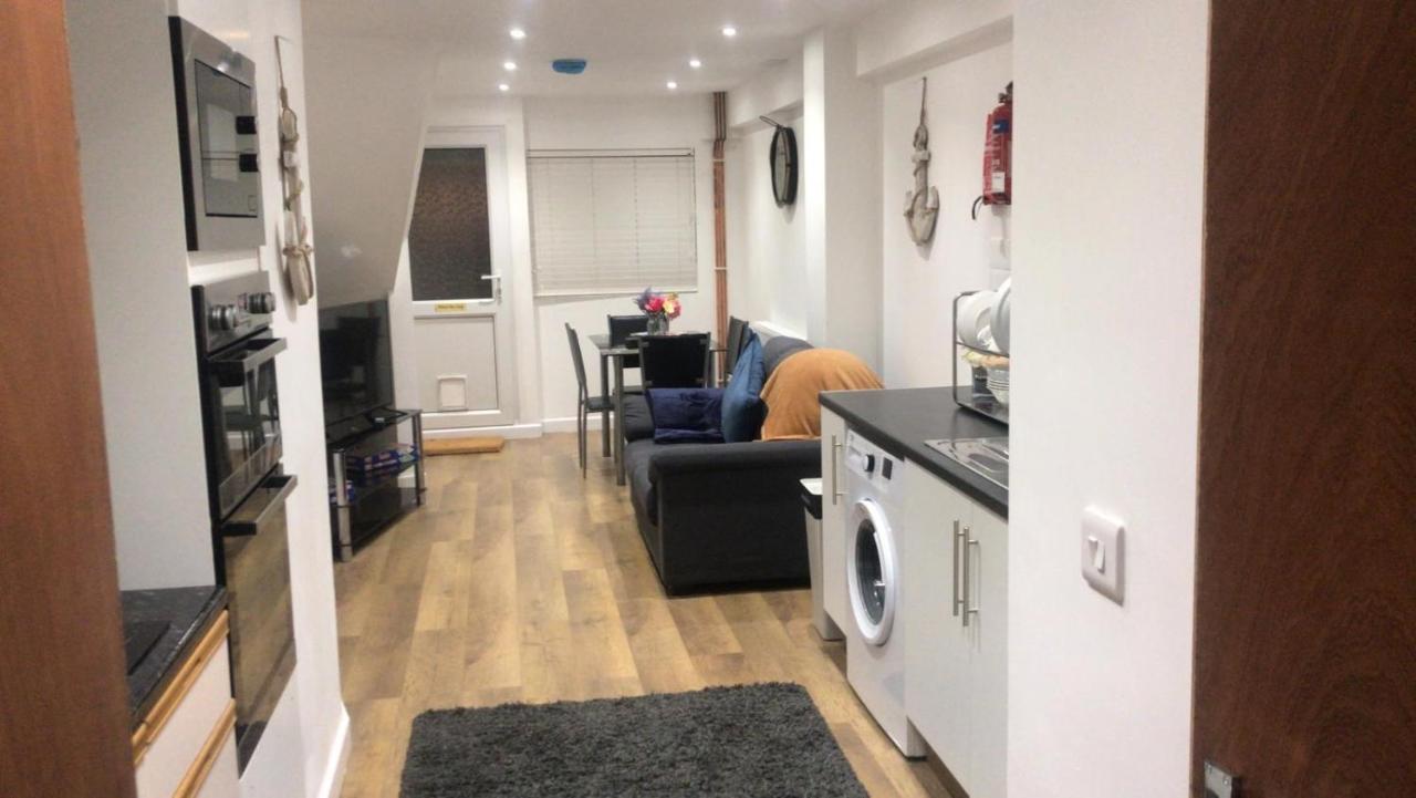 Teign Treasure Trove 1Bed Groundfloor 2Mins 2Beach Apartman Teignmouth Kültér fotó